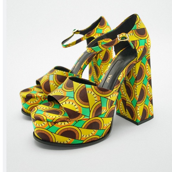 PRINTED CHUNKY PLATFORM SANDALS. - Picture 5 of 5